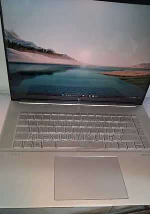 New Laptop HP Envy 15 16GB Intel Core i9 SSD 1T