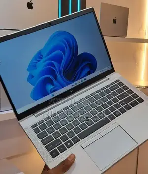 New Laptop HP EliteBook 840 G8 16GB Intel Core i5 SSD 512GB