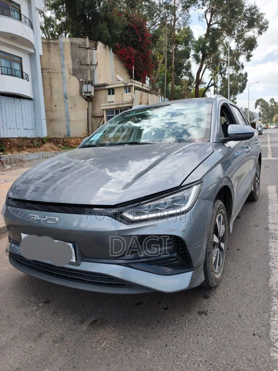 BYD E2 43 kWh 94 hp FWD 2025 Gray