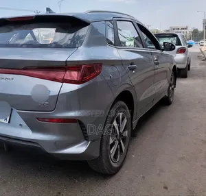 BYD E2 43 kWh 94 hp FWD 2025 Gray