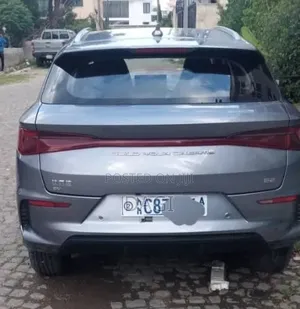 BYD E2 43 kWh 94 hp FWD 2025 Gray