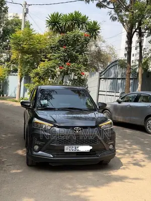 Toyota Raize 1.0 AWD 2022 Gray