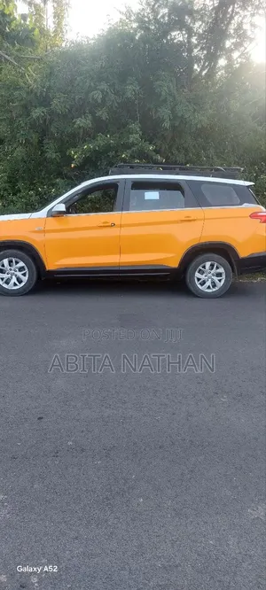 Wuling Hongguang S3 2020 Yellow