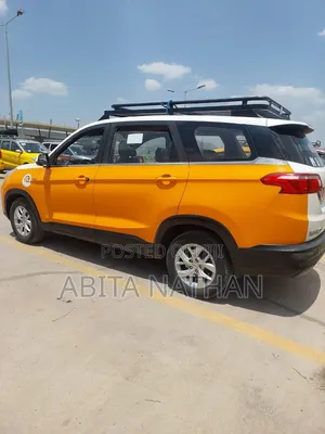 Wuling Hongguang S3 2020 Yellow