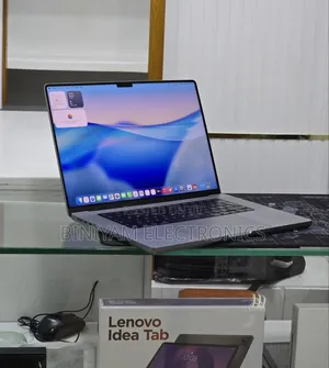 New Laptop Apple MacBook Pro 2021 M1 64GB Apple M1 Max SSD 1T