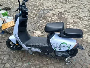 Arc Vector 2024 White