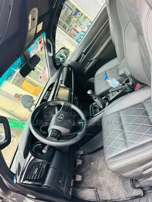 Toyota Hilux 2021 Gray