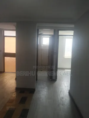 2bdrm Condo in አያት, Bole for sale