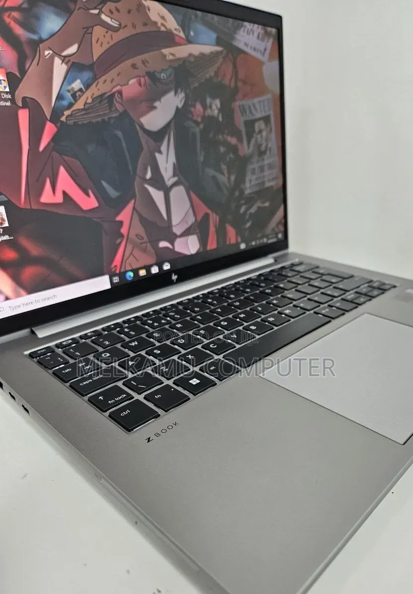 New Laptop HP ZBook Firefly 14 G10 16GB Intel Core i7 SSD 512GB