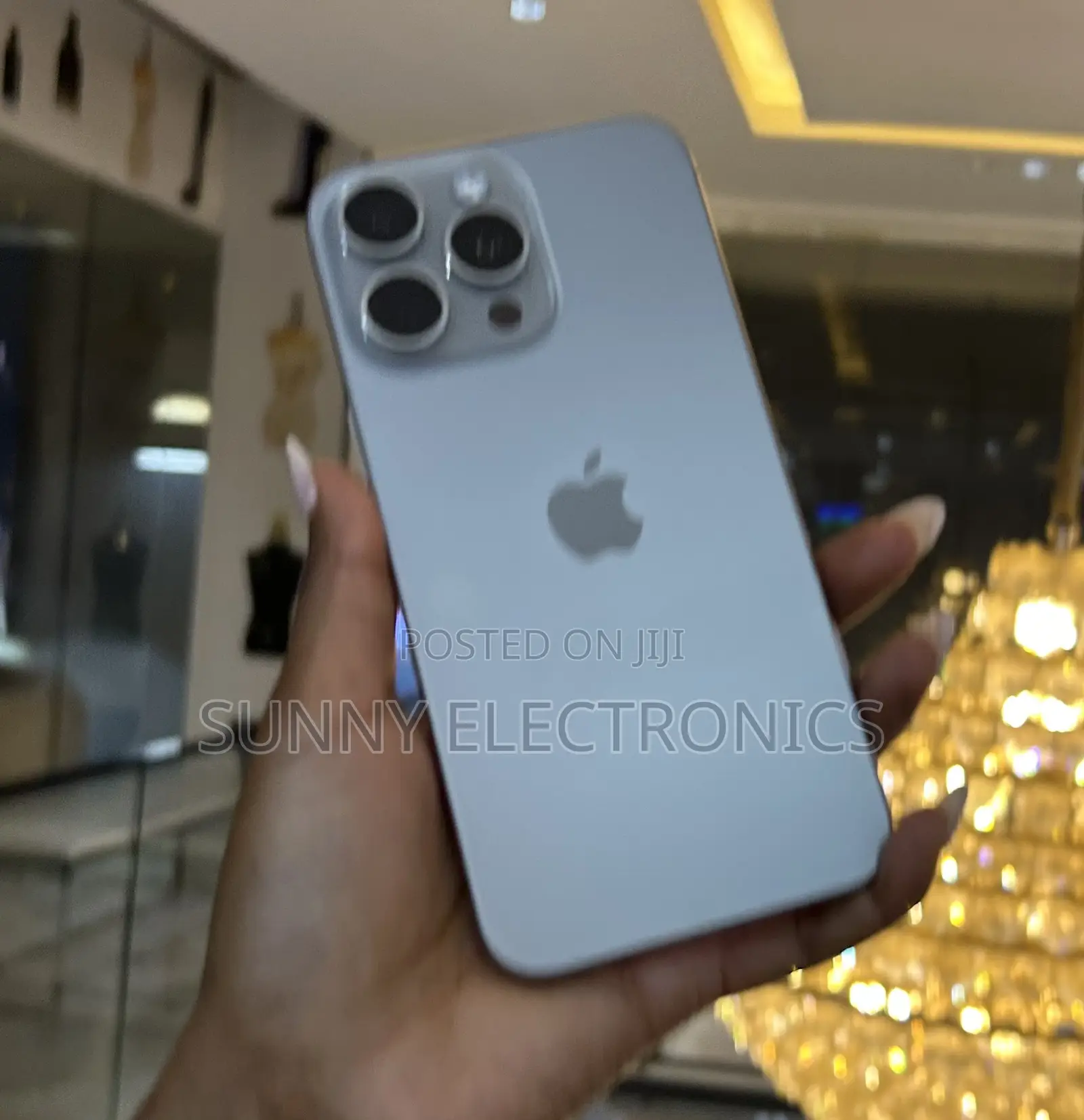 New Apple iPhone 15 Pro Max 256 GB Silver
