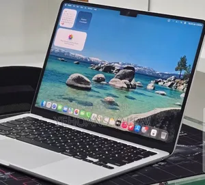 New Laptop Apple MacBook Air 2024 M3 16GB Apple M3 SSD 256GB
