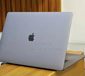 New Laptop Apple MacBook 2018 32GB Intel SSD 1T