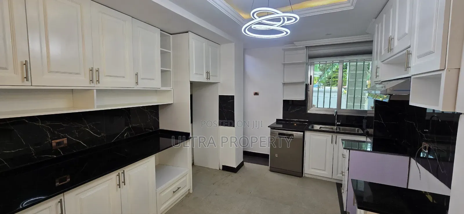 5bdrm House in Bole for rent