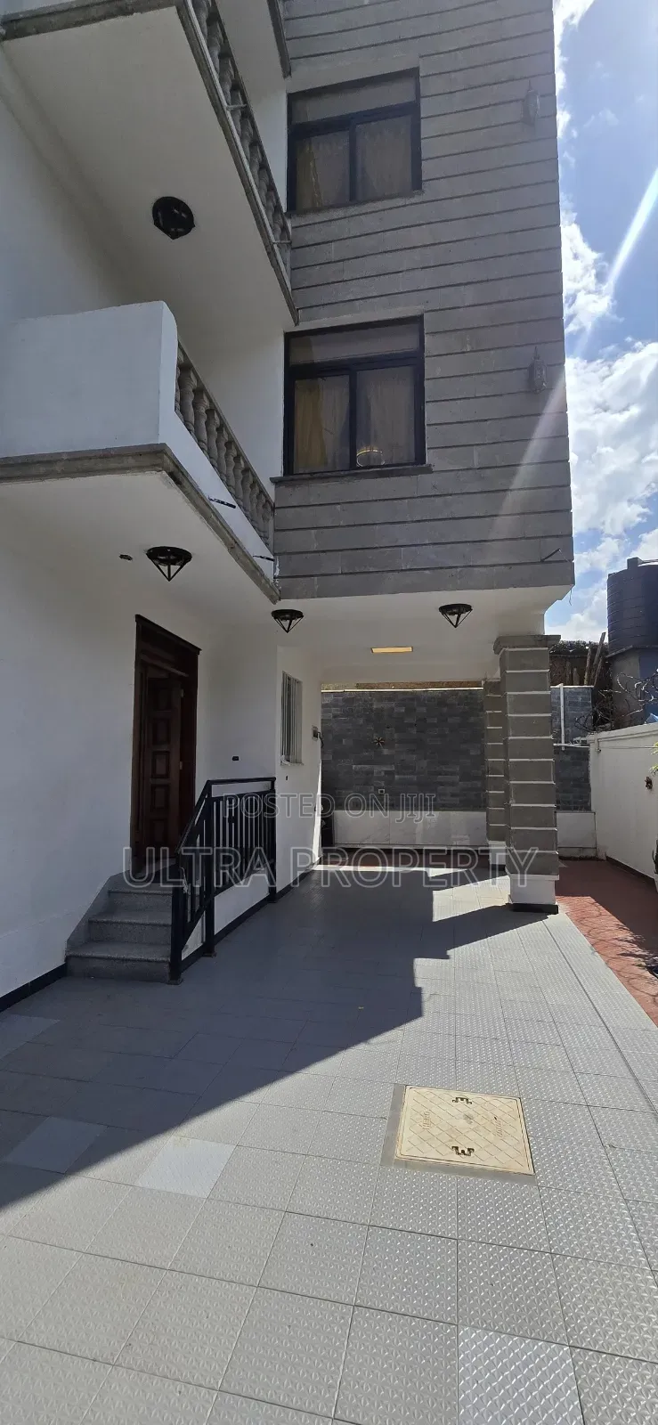 5bdrm House in Bole for rent
