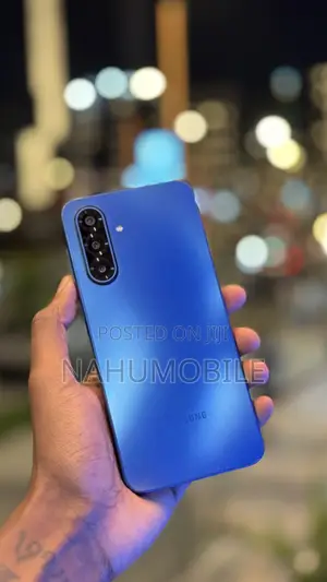 New Samsung Galaxy A17 5G 256 GB Blue