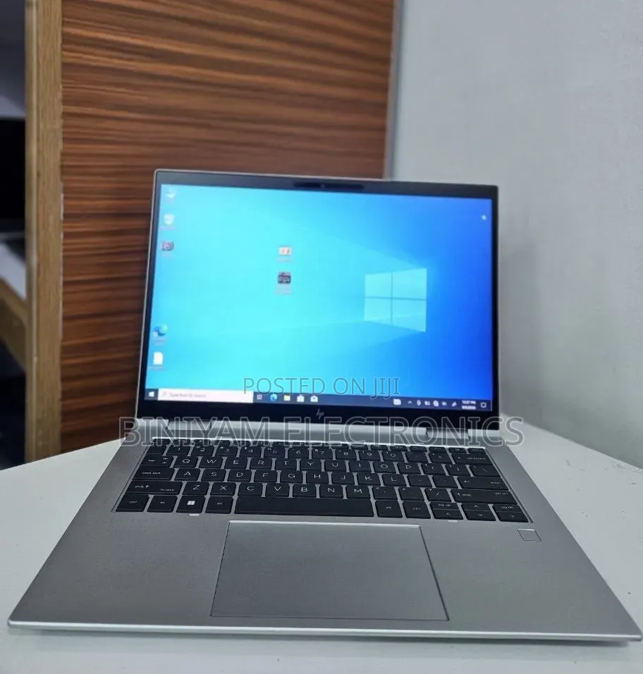 New Laptop HP EliteBook x360 1040 G9 16GB Intel Core i7 SSD 512GB