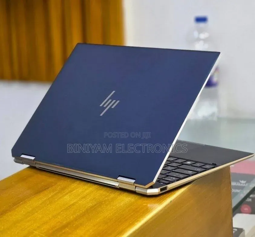 New Laptop HP Spectre 14 16GB Intel Core i7 SSD 1T