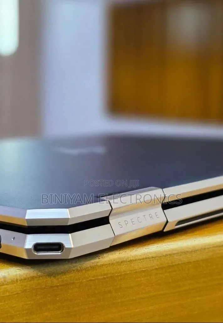 New Laptop HP Spectre 14 16GB Intel Core i7 SSD 1T