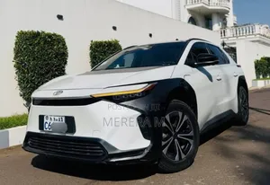 Toyota bZ4X 2023 White