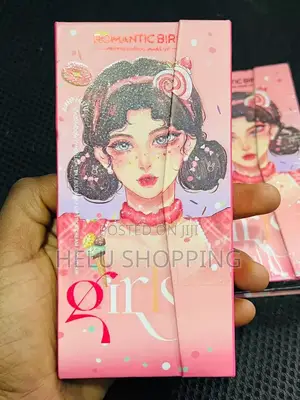 Romantic Bird Girls Eyeshadow Makeup Palette
