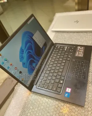 New Laptop Asus Vivobook Pro 14 OLED 16GB Intel Core 5 SSD 512GB