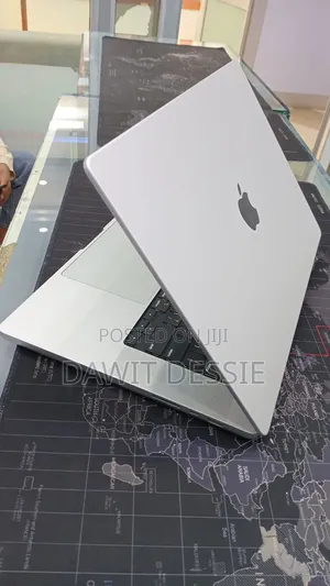 New Laptop Apple MacBook Pro 2021 M1 16GB Apple M1 Pro SSD 512GB
