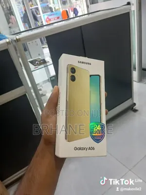 New Samsung Galaxy A06 64 GB Yellow