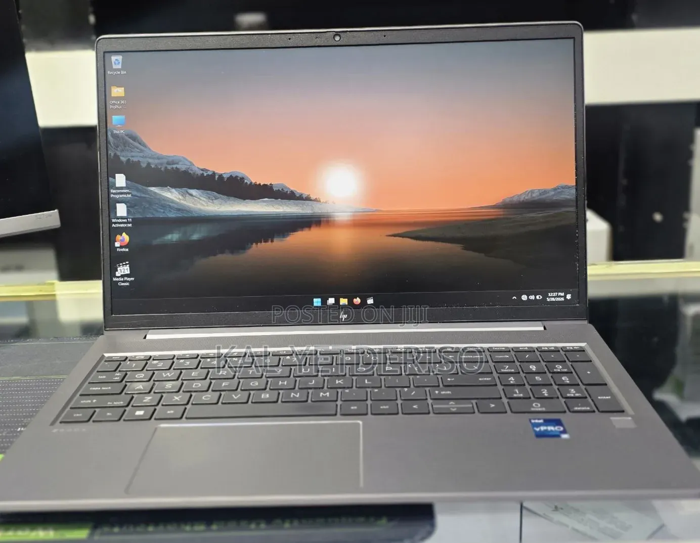 New Laptop HP 16GB Intel Core i7 SSD 512GB