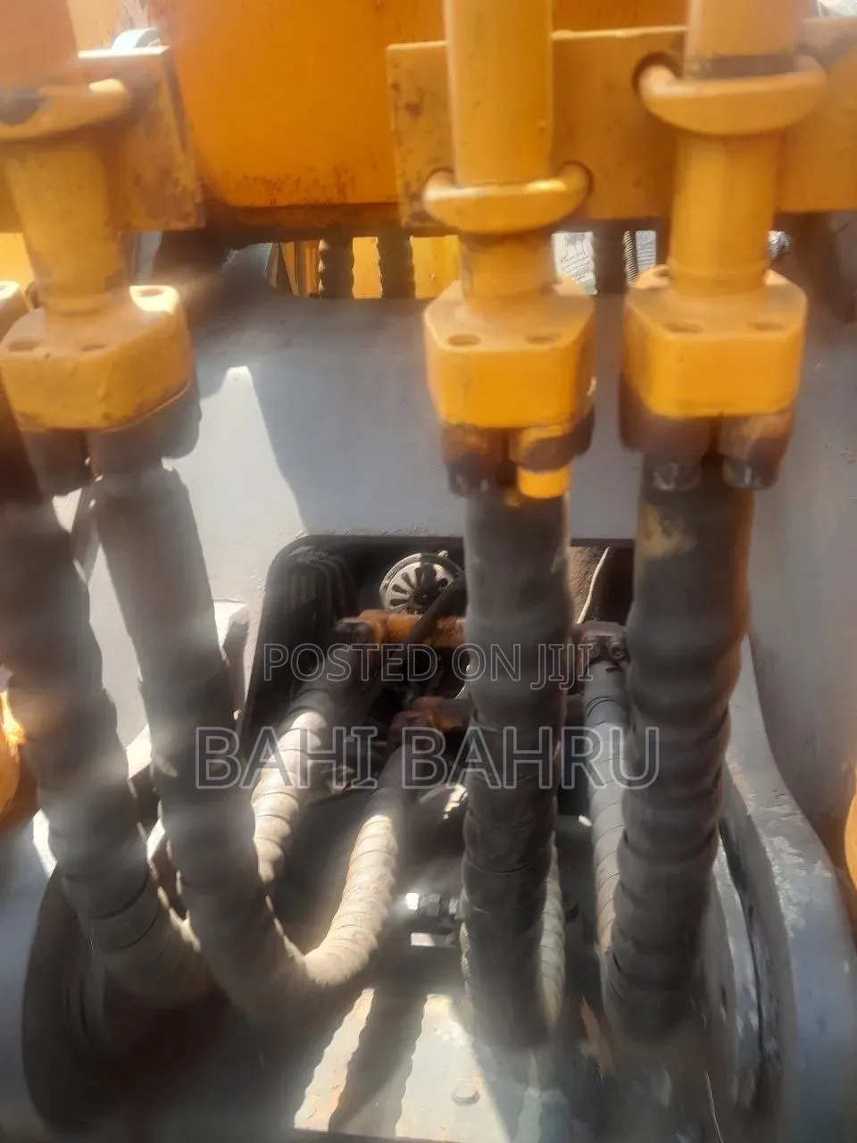 Hyundai Wheel Excavator