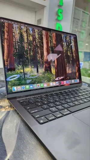 New Laptop Apple MacBook Pro 2023 M3 18GB Intel Core M3 SSD 512GB