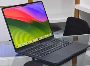New Laptop Apple MacBook Air 2022 M2 16GB Apple M2 SSD 512GB