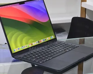 New Laptop Apple MacBook Air 2022 M2 16GB Apple M2 SSD 512GB