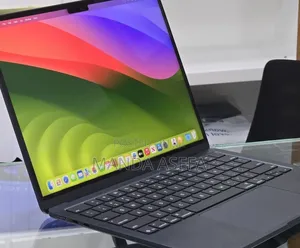 New Laptop Apple MacBook Air 2022 M2 16GB Apple M2 SSD 512GB