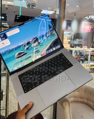 New Laptop Apple MacBook Pro 2021 M1 16GB Apple M1 SSD 1T