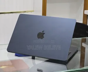 New Laptop Apple MacBook Air 2022 M2 16GB Apple M2 SSD 512GB
