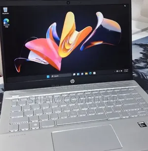 New Laptop HP Pavilion 15 8GB Intel Core i5 SSD 512GB