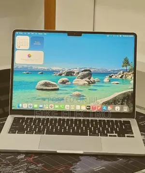 New Laptop Apple MacBook Air 2024 M3 16GB Apple M3 SSD 256GB