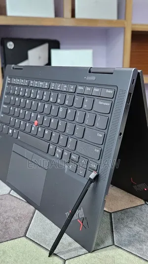 New Laptop Lenovo ThinkPad X1 Yoga 16GB Intel Core i7 SSD 512GB
