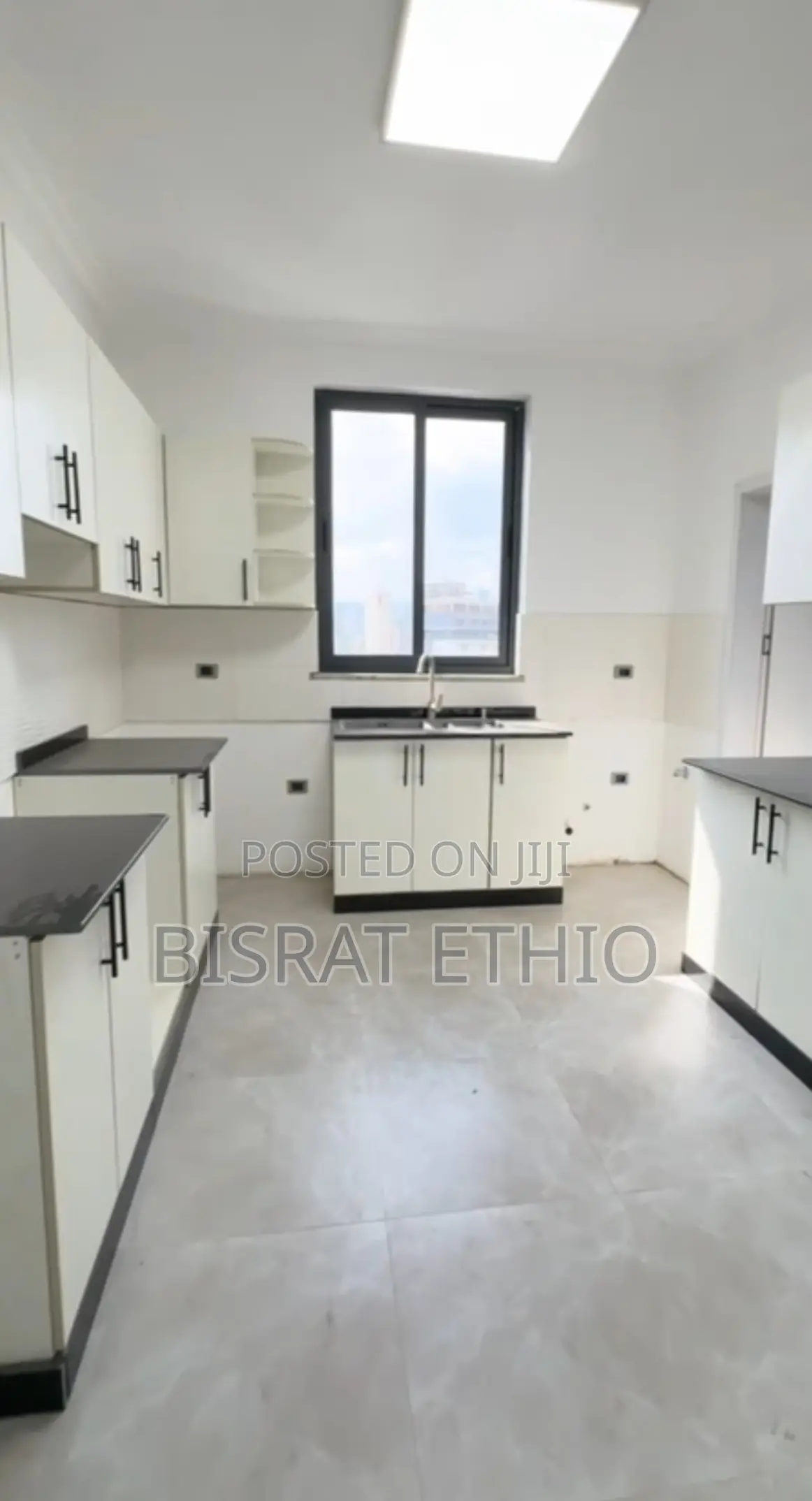 3bdrm Apartment in Meskel Flower, Bole for sale