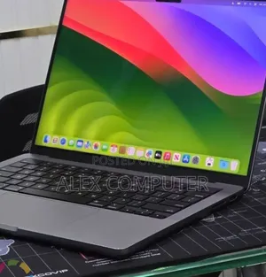 New Laptop Apple MacBook Air 2022 M2 8GB Apple M2 SSD 512GB