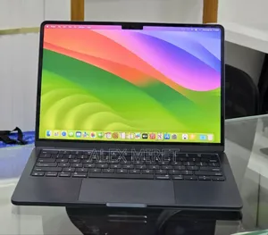 New Laptop Apple MacBook 16GB Apple M2 SSD 512GB