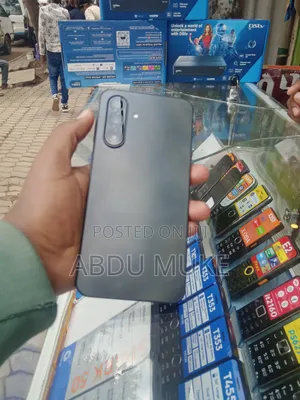 New Samsung Galaxy A17 5G 128 GB Black