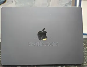 New Laptop Apple MacBook Air 2022 M2 8GB Apple M2 SSD 512GB