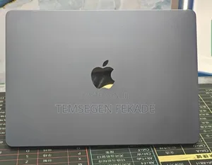 New Laptop Apple MacBook Air 2023 M2 8GB Apple M2 SSD 512GB