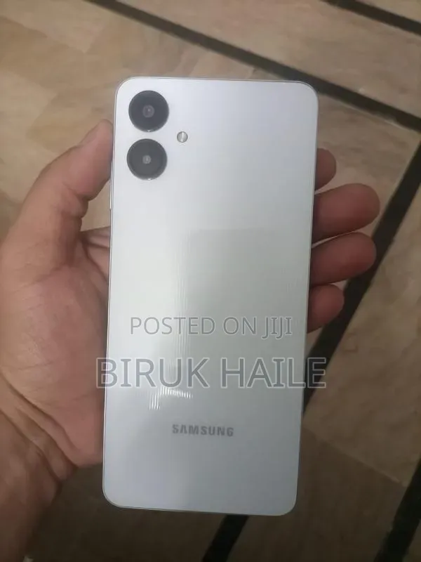 New Samsung Galaxy A06 64 GB White