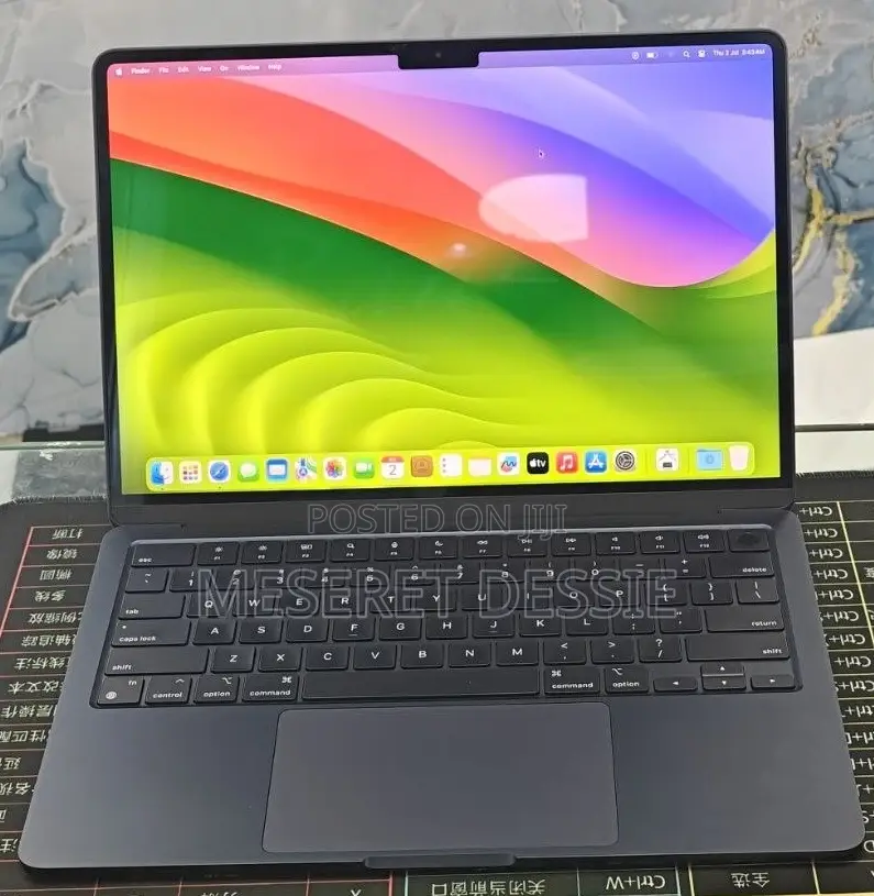 New Laptop Apple MacBook Air 2022 M2 8GB Intel Core M2 SSD 512GB