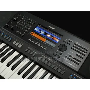 Yamaha Keyboard 920
