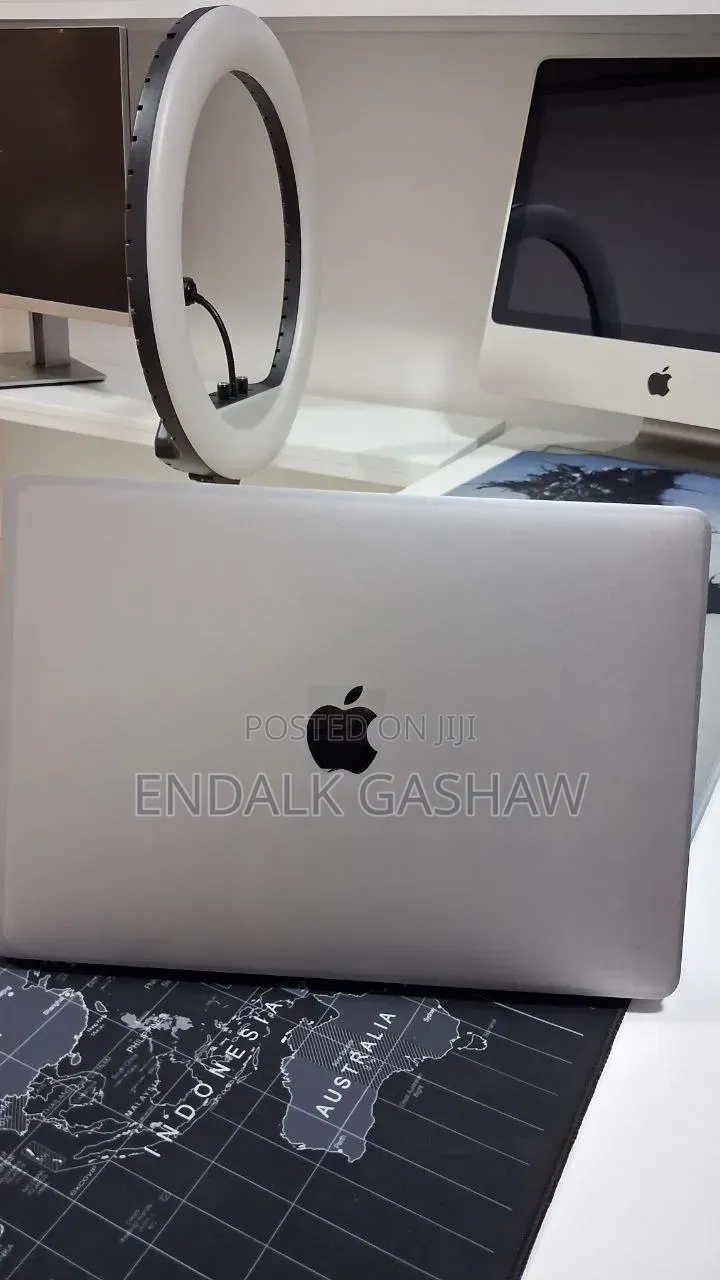 New Laptop Apple MacBook Pro 2019 8GB Intel Core i5 SSD 128GB