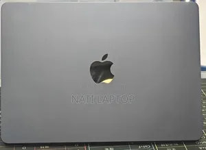 New Laptop Apple MacBook Air 2022 M2 8GB Apple M2 SSD 512GB