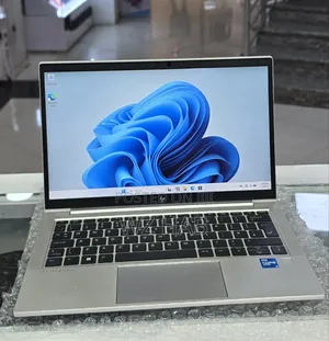 New Laptop HP EliteBook 830 G8 16GB Intel Core i5 SSD 512GB
